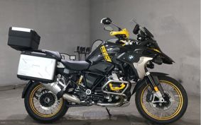 BMW R1250GS 0M01