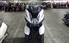 YAMAHA TRICITY 125 1984 SE82J