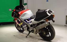 HONDA RVF400 2001 NC35