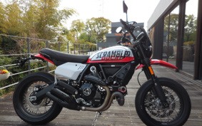 DUCATI  DUCATI SUKU RAN BURA URBAN  MOTARD  2022 3K00