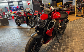 DUCATI DIAVEL V4 2025 3G00