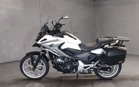 HONDA NC750X 2017 RC90