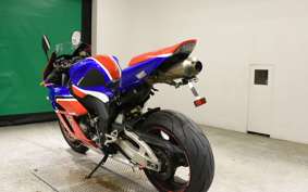 HONDA CBR1000RR 2004