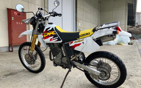 SUZUKI DR250 R SJ45A