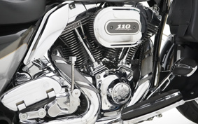 HARLEY FLHTCUSE1800CVO 2013 PR8