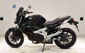 SUZUKI ｸﾞﾗﾃﾞｨｳｽ400 2010