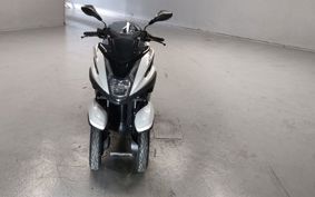 YAMAHA TRICITY 125 SE82J