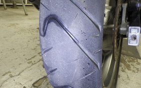 SUZUKI GSR250S