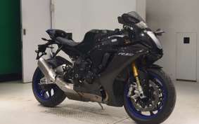 YAMAHA YZF-R1 M 2021