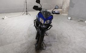 SUZUKI DL650 ( V-Strom 650 ) C7111