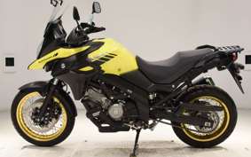 SUZUKI Vｽﾄﾛｰﾑ650XTA 2020 C733A