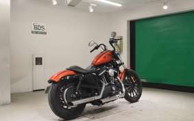 HARLEY XL883N 2013
