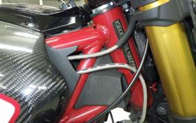 INDIAN FTR1200 carbon 2022