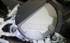 DUCATI STREETFIGHTER V2 2023
