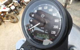 HARLEY XL883LI 2014