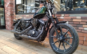 HARLEY XL883N 2018 LE2