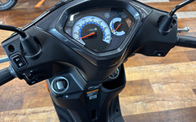 YAMAHA AXIS Z SEJ6J