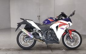 HONDA CBR250R MC42