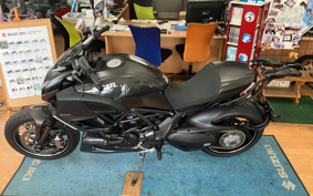 DUCATI DIAVEL CARBON 2013 ZDMG100ABCB