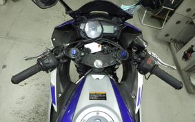 YAMAHA YZF-R25 RG10J