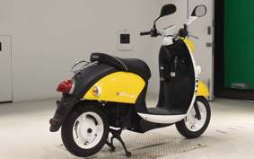 YAMAHA E-VINO SY11J