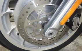 HARLEY FLBS 1870 2023