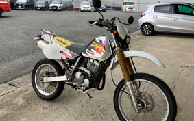 SUZUKI DR250 R SJ45A