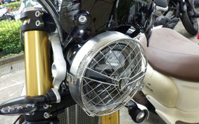 TRIUMPH SCRAMBLER 1200 XE 2024