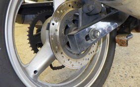 SUZUKI GSR250S
