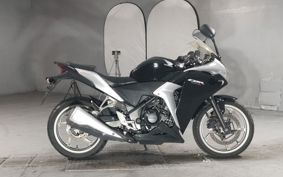 HONDA CBR250R MC41