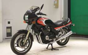 YAMAHA XJ750 E 1983 29R