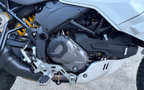 DUCATI DESERT X 2024 1X00