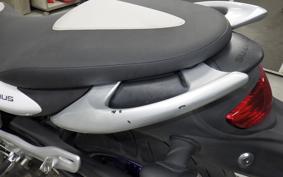 SUZUKI ｸﾞﾗﾃﾞｨｳｽ400 2011 VK58A