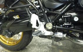 BMW R NINE T SCRAMBLER 2024