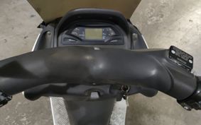YAMAHA MAJESTY 125 SE27