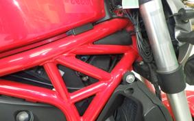 DUCATI MONSTER 821 2015