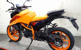 KTM 390 DUKE 2024 JPJ40