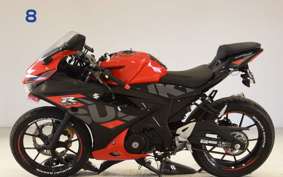 SUZUKI GSX-R125 DL33B