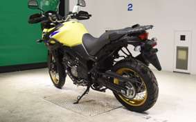 SUZUKI Vｽﾄﾛｰﾑ650XTA 2023 C733M