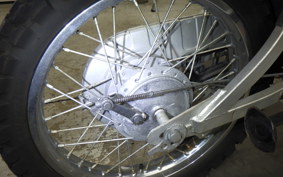 YAMAHA AG200 1FE