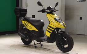APRILIA SR125