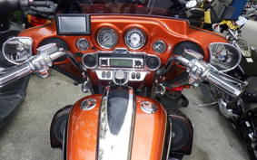 HARLEY FLHXSE-CVO1800 2012