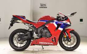 HONDA CBR600RR 2024