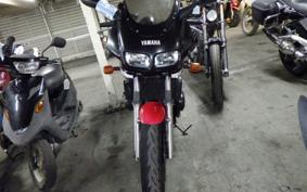 YAMAHA FZ400 4YR