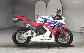 HONDA CBR600RR PC40