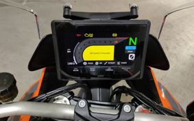 KTM 1290 SUPER  DUKE GT 2024 V6940