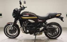 KAWASAKI Z900RS 2025 ZR900K