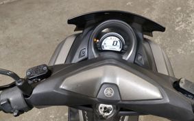 YAMAHA N-MAX 155 SG50J