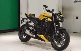 TRIUMPH STREET TRIPLE RS 2023