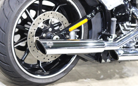 HARLEY FXSB BREAKOUT 2013 BF5